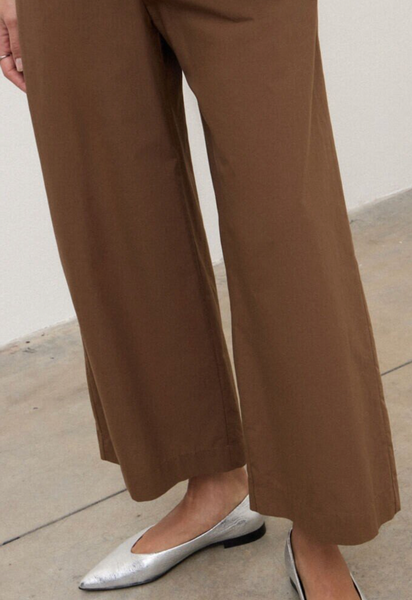 Pantone cropped