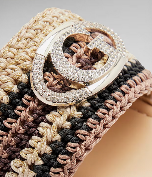 Sandalo flat in raffia