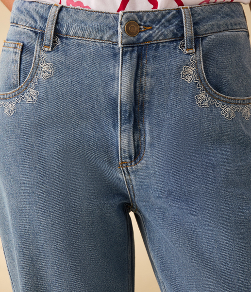 Jeans Straight con ricami