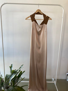 Abito Nude